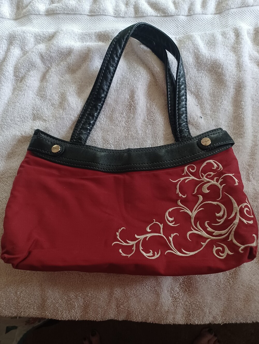 Thirty-One Purse With Three Purse Skirts